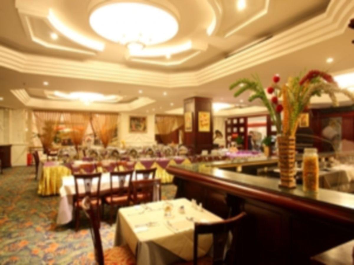 Beijing King Wing Hot Spring Hotel Экстерьер фото